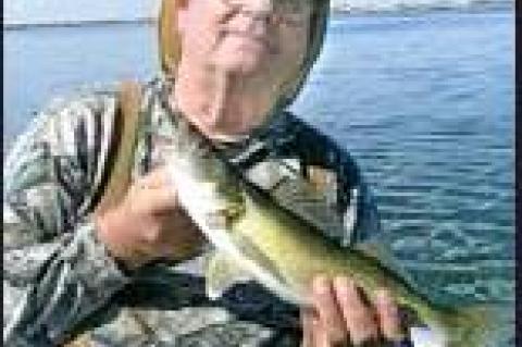 HOW TO SAVE YOURSELF IF YOU GO THROUGH THE ICE