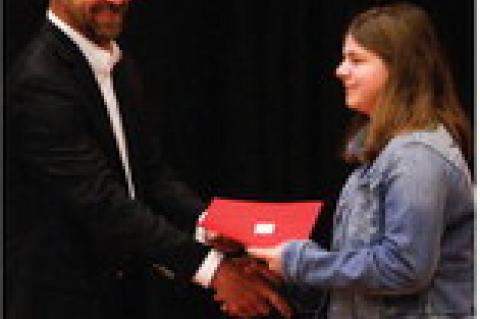 Article Image Alt Text