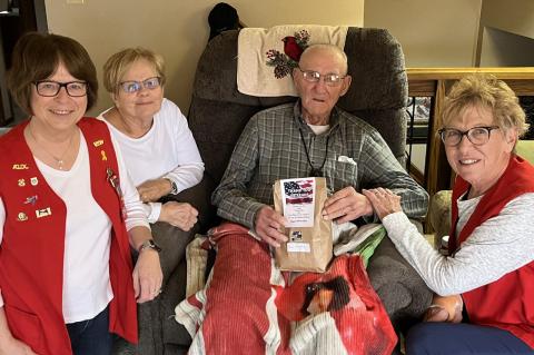 WAGNER VFW AUXILIARY HONORS LOCAL VETERANS 