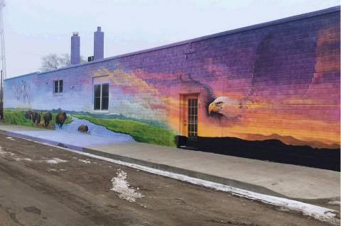 MURAL COMPLETE IN LAKE ANDES