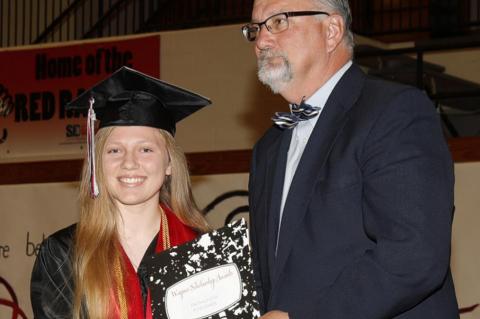 Article Image Alt Text