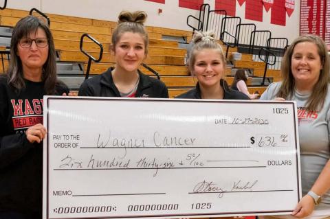 WAGNER VOLLEYBALL CELEBRATES SENIORS, 1,000 DIGS AND GIVING TO WAGNER CANCER GROUP