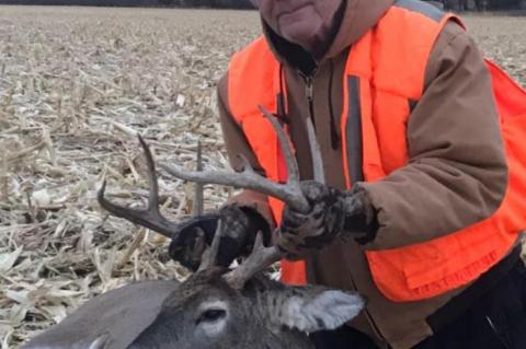 A GOOD BUCK? ALL IT TAKES IS A GREAT GUIDE!