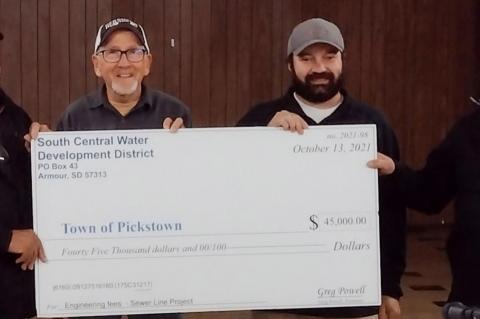 SDWDD PRESENTS PICKSTOWN WITH A GRANT