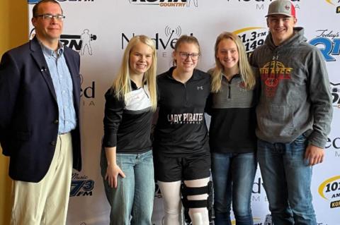 QUIZ BOWLERS EXPERIENCE HEARTBREAKING LOSS AT CHAMPIONSHIP QUIZ BOWL MEET