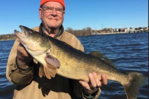 THE NORTHWESTERN EXPRESS STAGE LINE NOTICE TO PASSENGERS