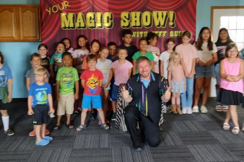 JEFF QUINN, MAGICIAN, PERFORMED AT LAKE ANDES